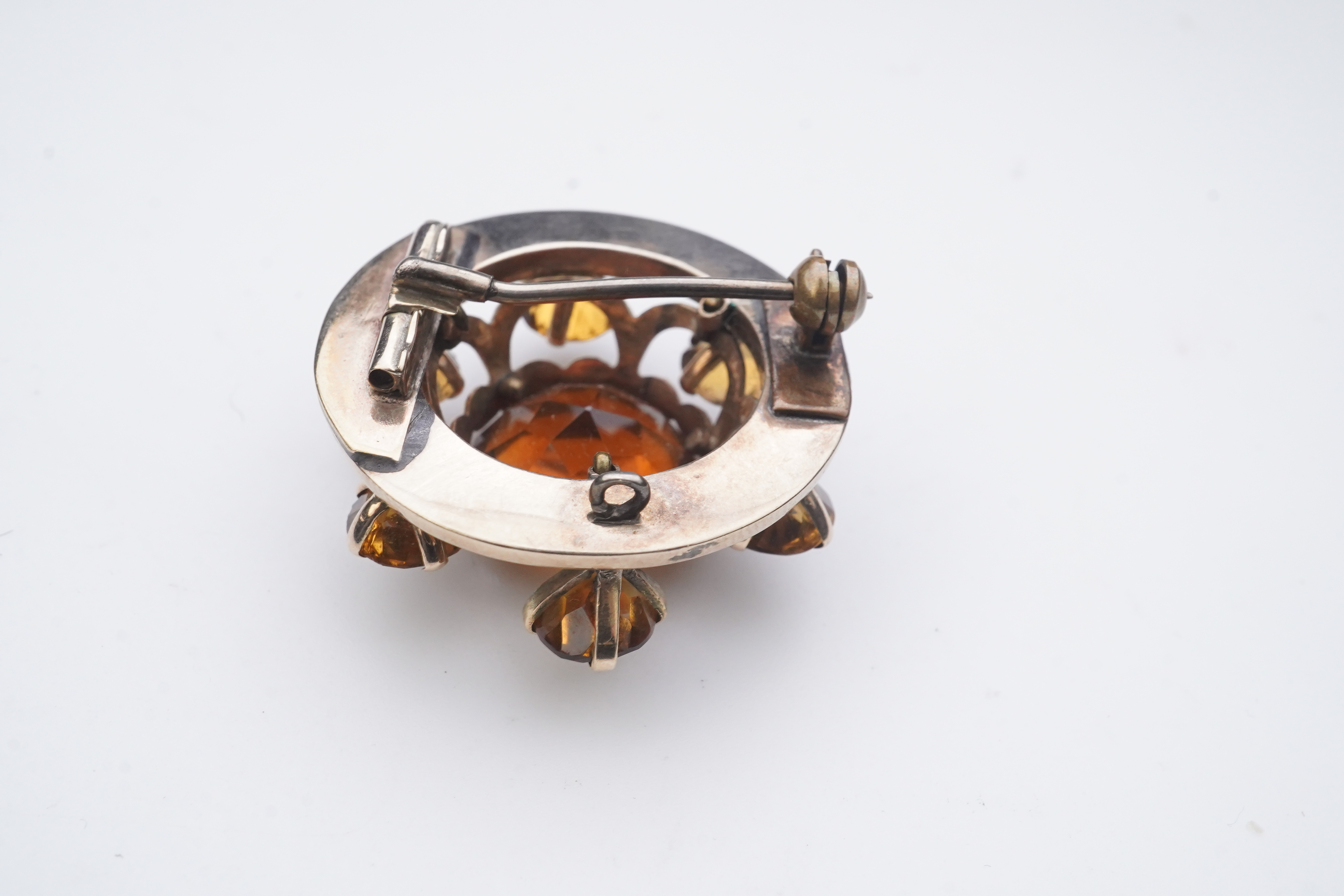 A Victorian citrine brooch, Scotland, late 19th century